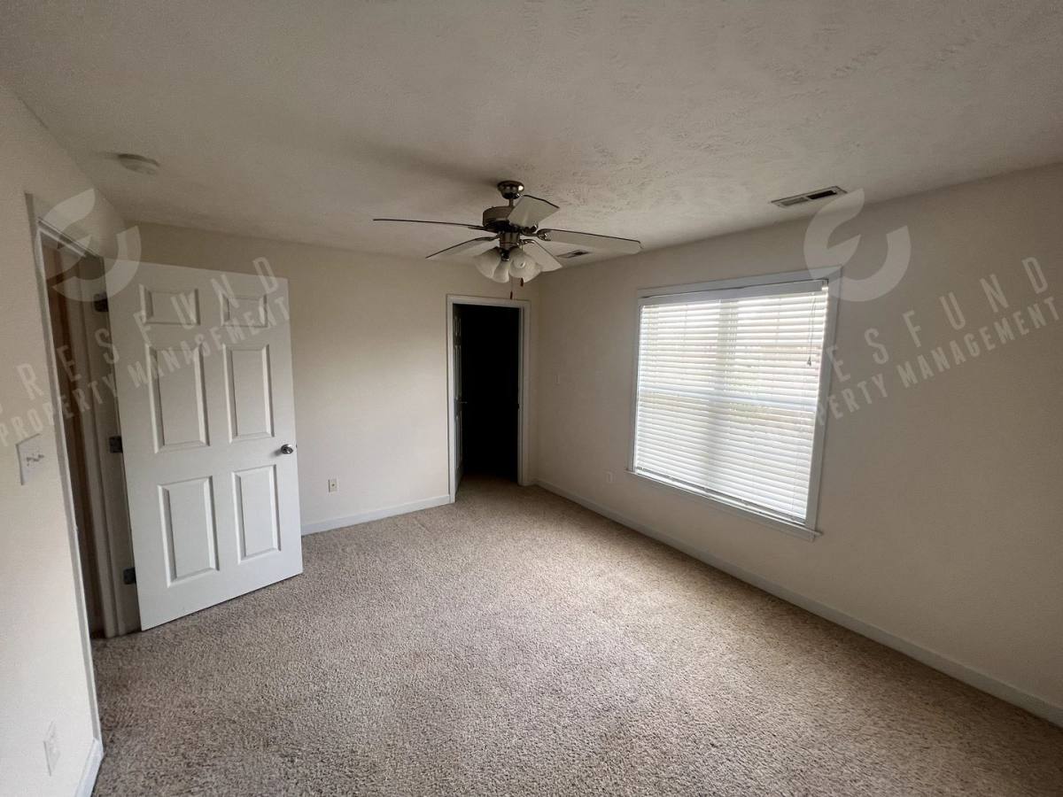 Condo for rent at 1811 Balmoral Dr, Fayetteville, NC 28304