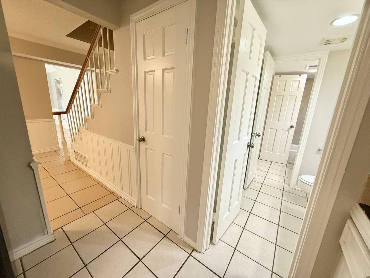 Townhouse for rent at 3711 Colony Park Dr, Tyler, TX 75701