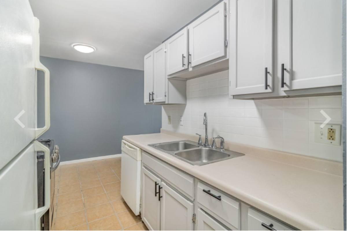 Apartment for rent at 5301 Russell Ave N, Minneapolis, MN 55430