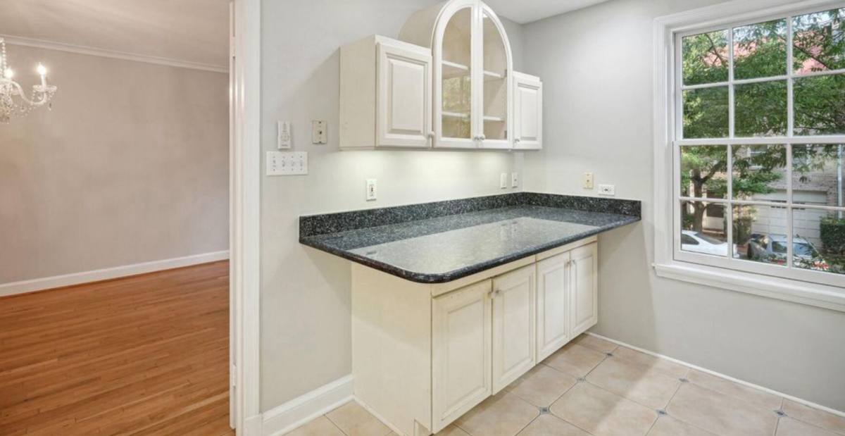 Townhouse for rent at 109 Princess St, Alexandria, VA 22314