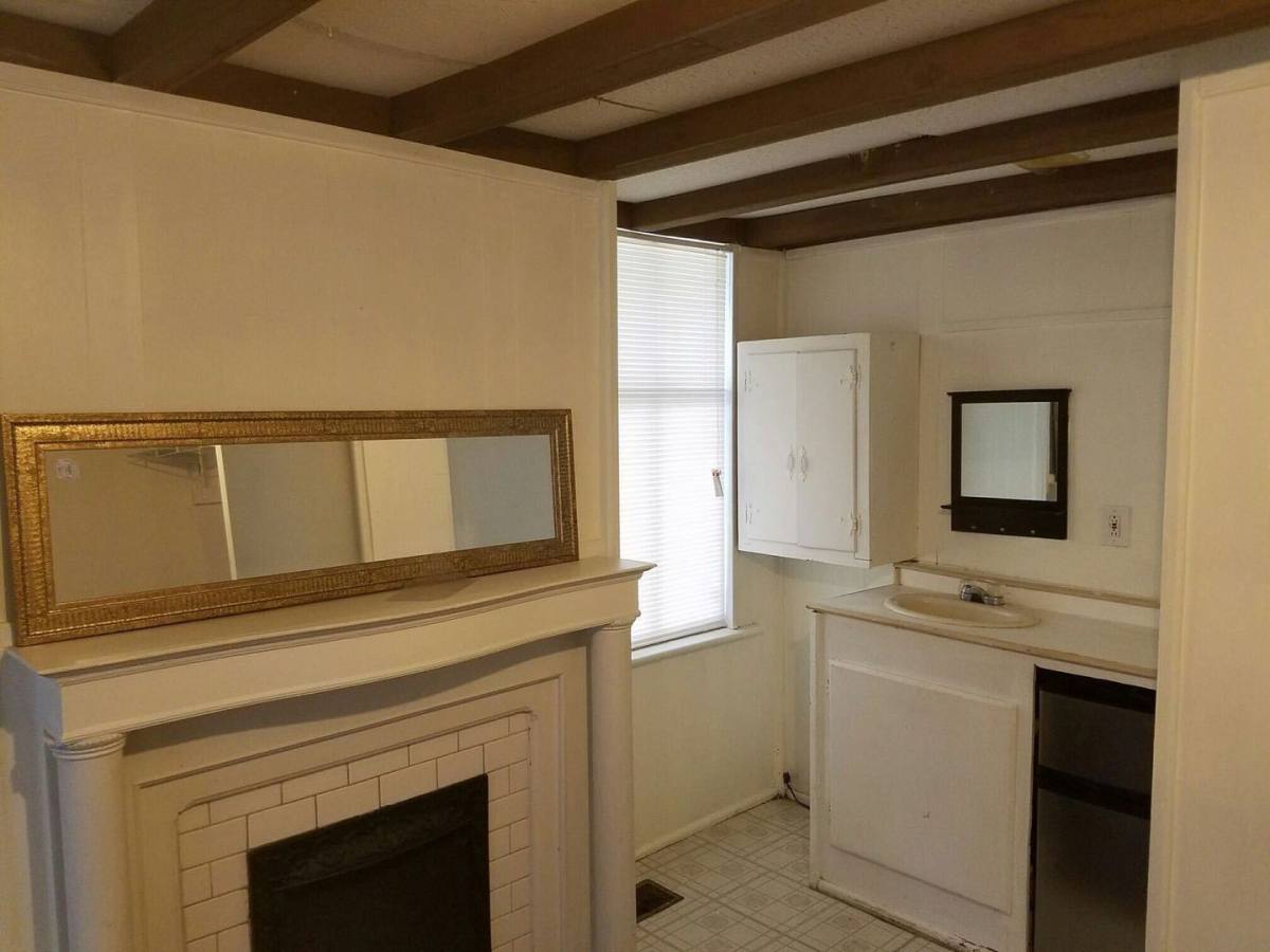 Apartment for rent at 201 E 31st St, Savannah, GA 31401