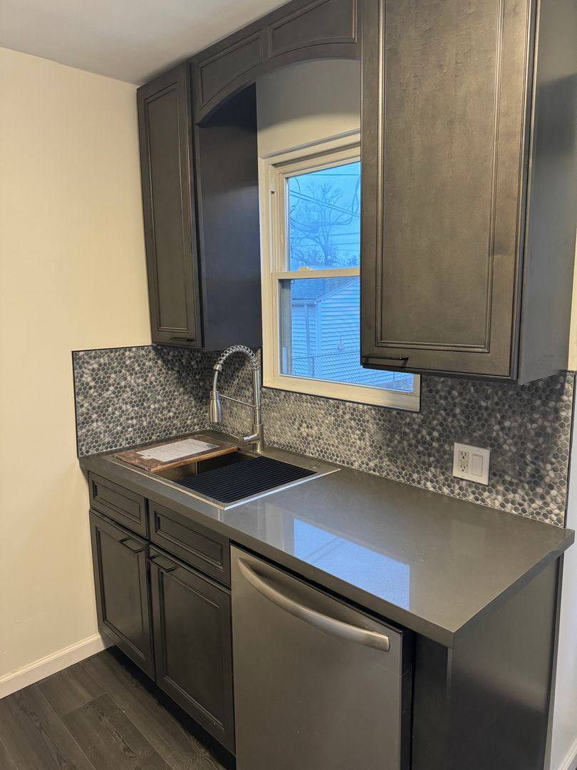 House for rent at 2816 N Main St, Royal Oak, MI 48073