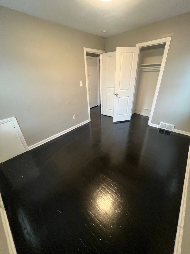 House for rent at 2816 N Main St, Royal Oak, MI 48073