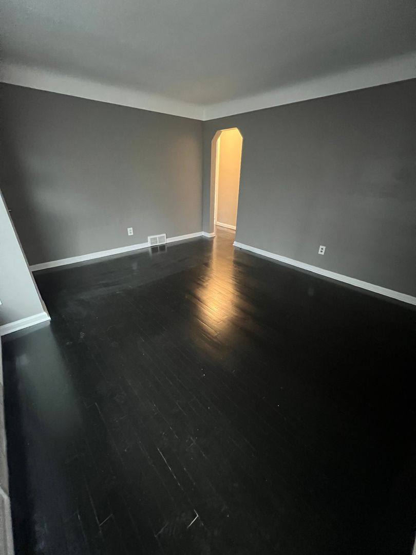 House for rent at 2816 N Main St, Royal Oak, MI 48073