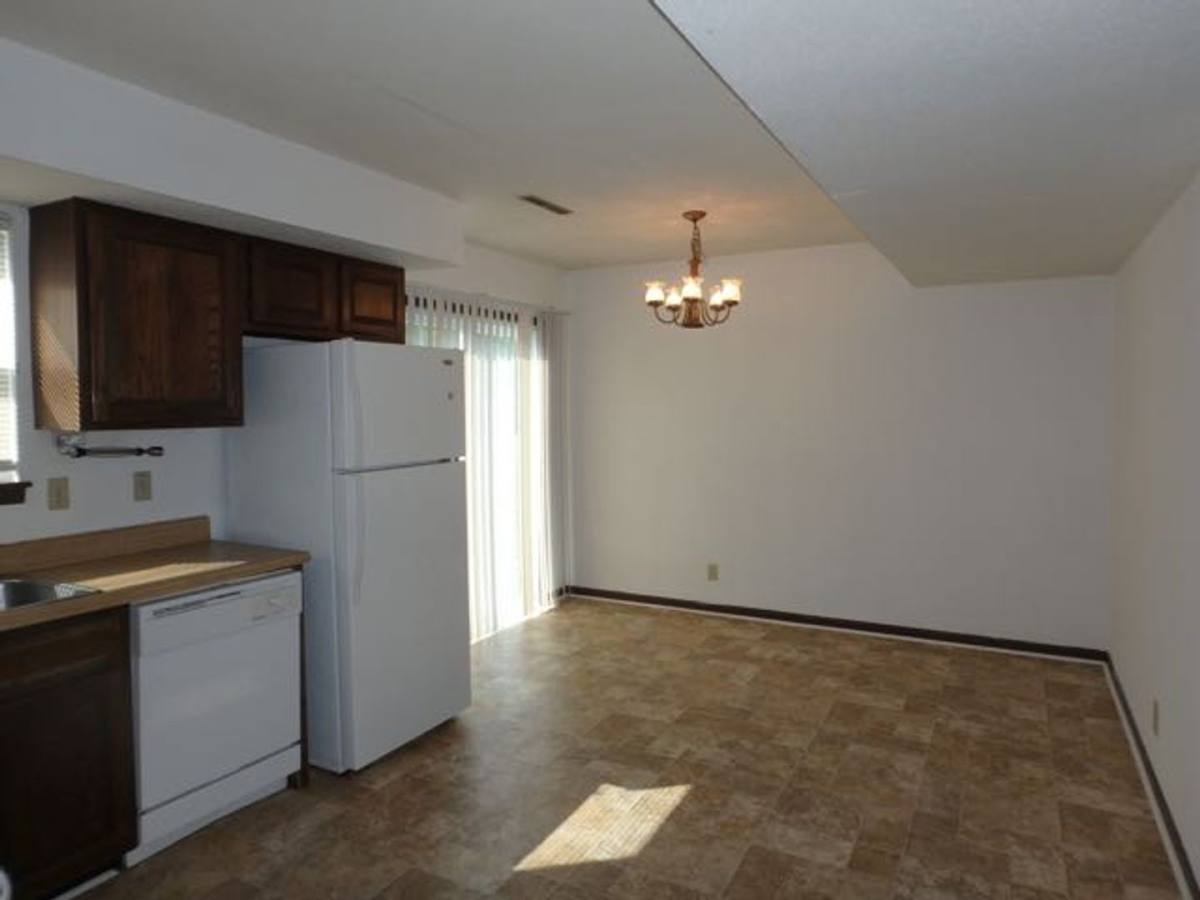 Townhouse for rent at 1113 Callie Dr, Columbia, MO 65203