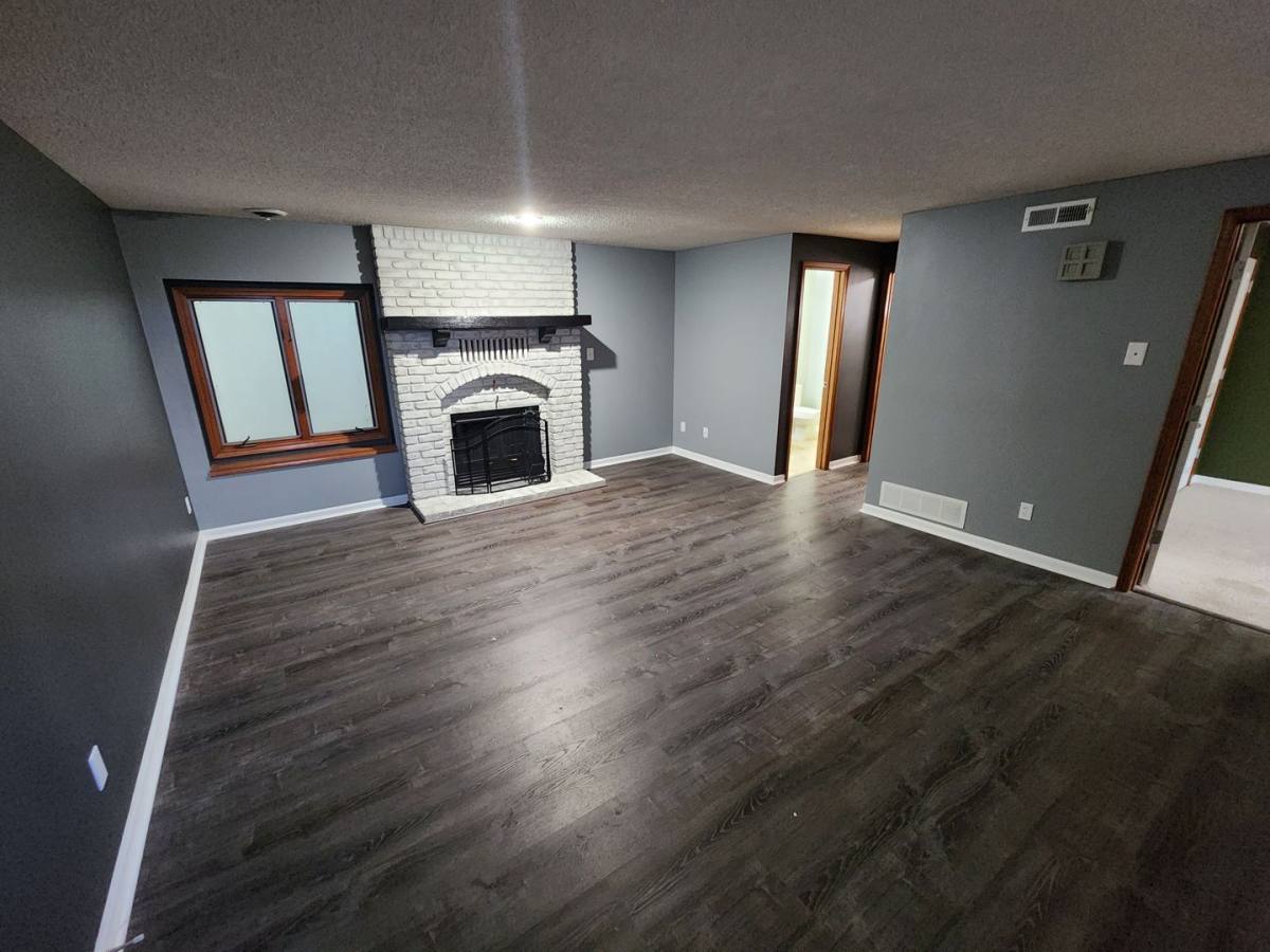 House for rent at 1904 Crescent Dr, Manhattan, KS 66503