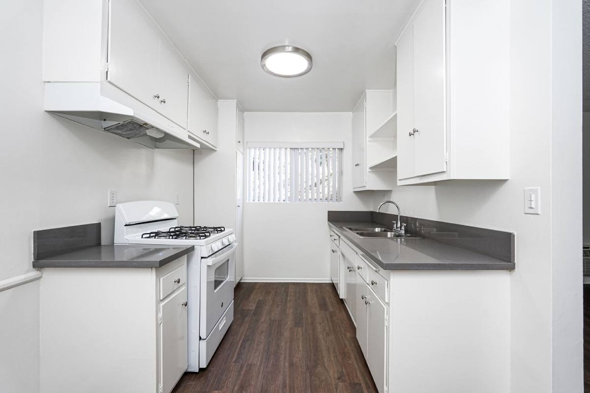 Apartment for rent at 1132 Rosedale Ave, Glendale, CA 91202