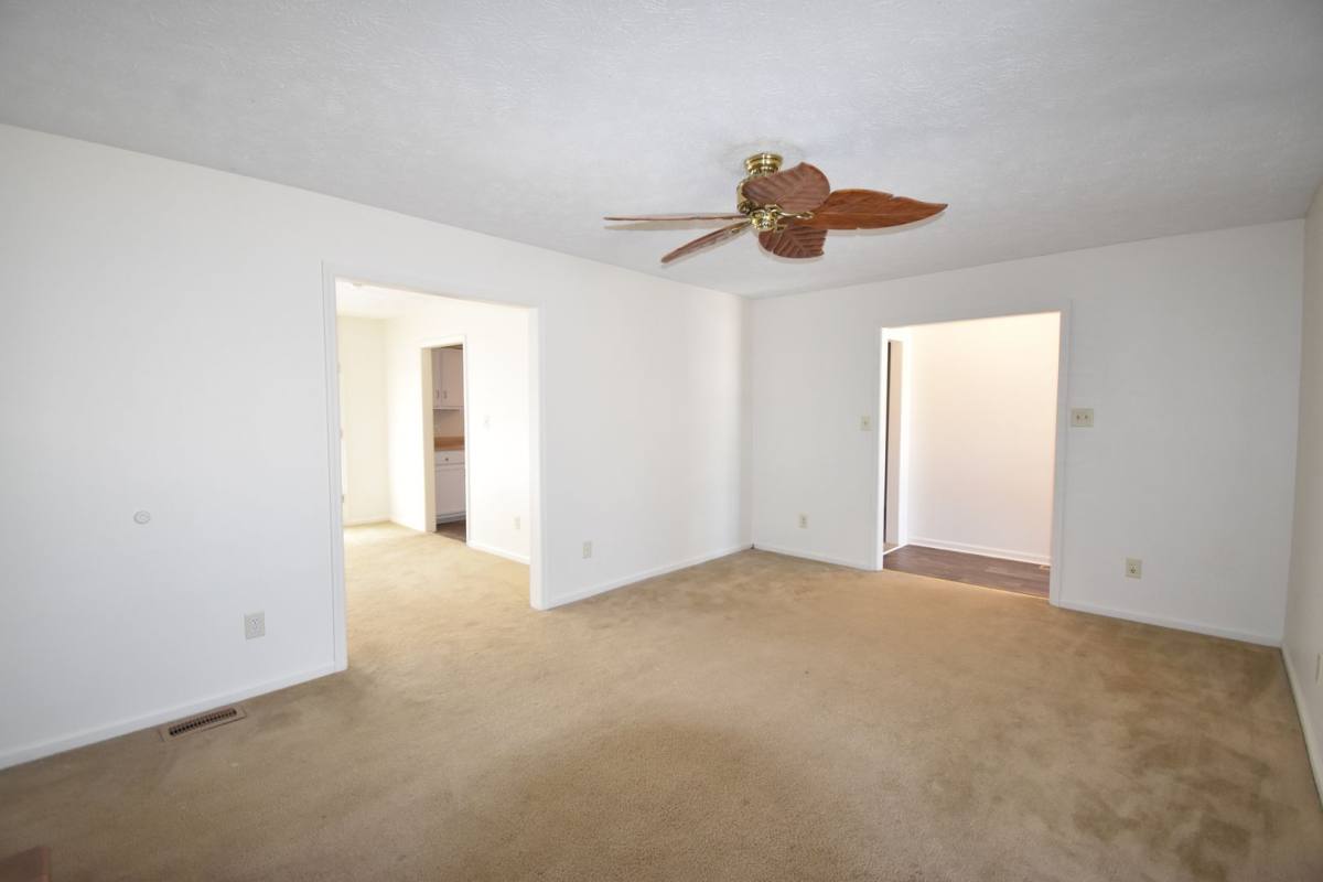 House for rent at 6901 Woodmark Dr, Fayetteville, NC 28314