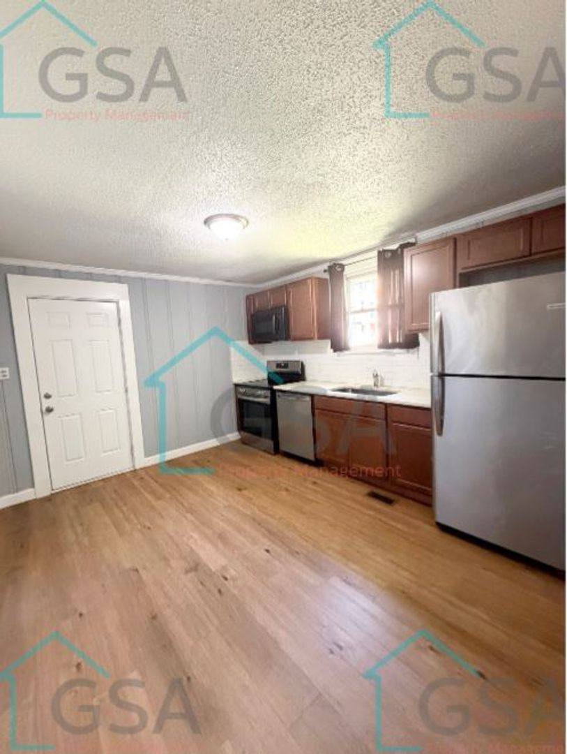 Apartment for rent at 4113 E N St, Greenville, SC 29615