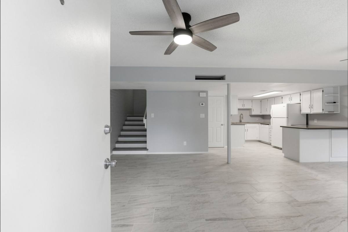 Townhouse for rent at 1734 W Tuckey Lane, Phoenix, AZ 85015