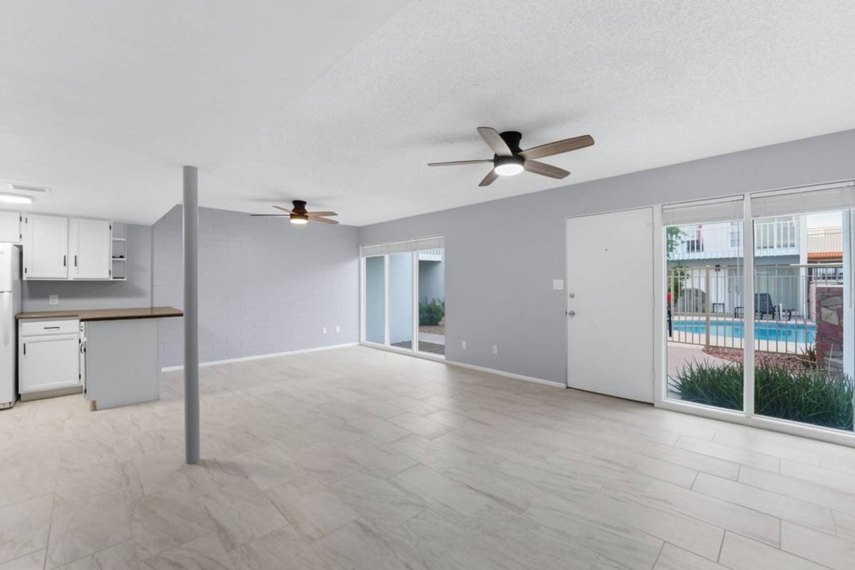 Townhouse for rent at 1734 W Tuckey Lane, Phoenix, AZ 85015