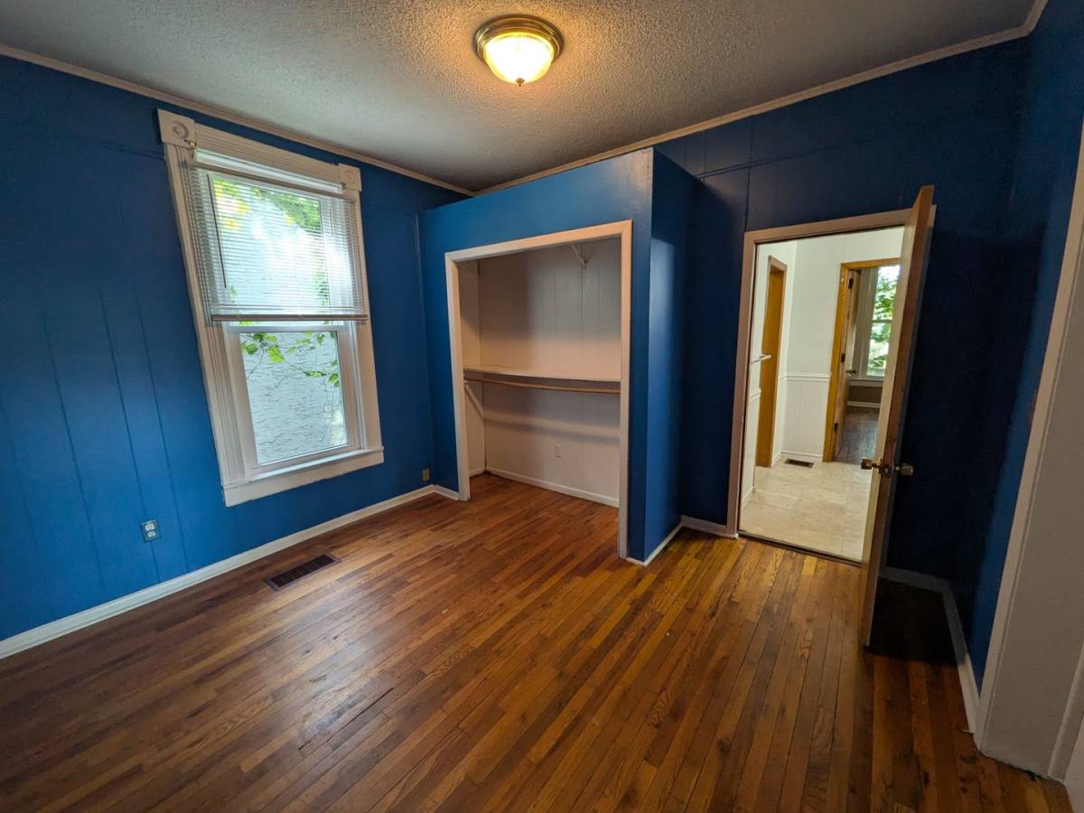 Apartment for rent at 660 5th St E, Saint Paul, MN 55106