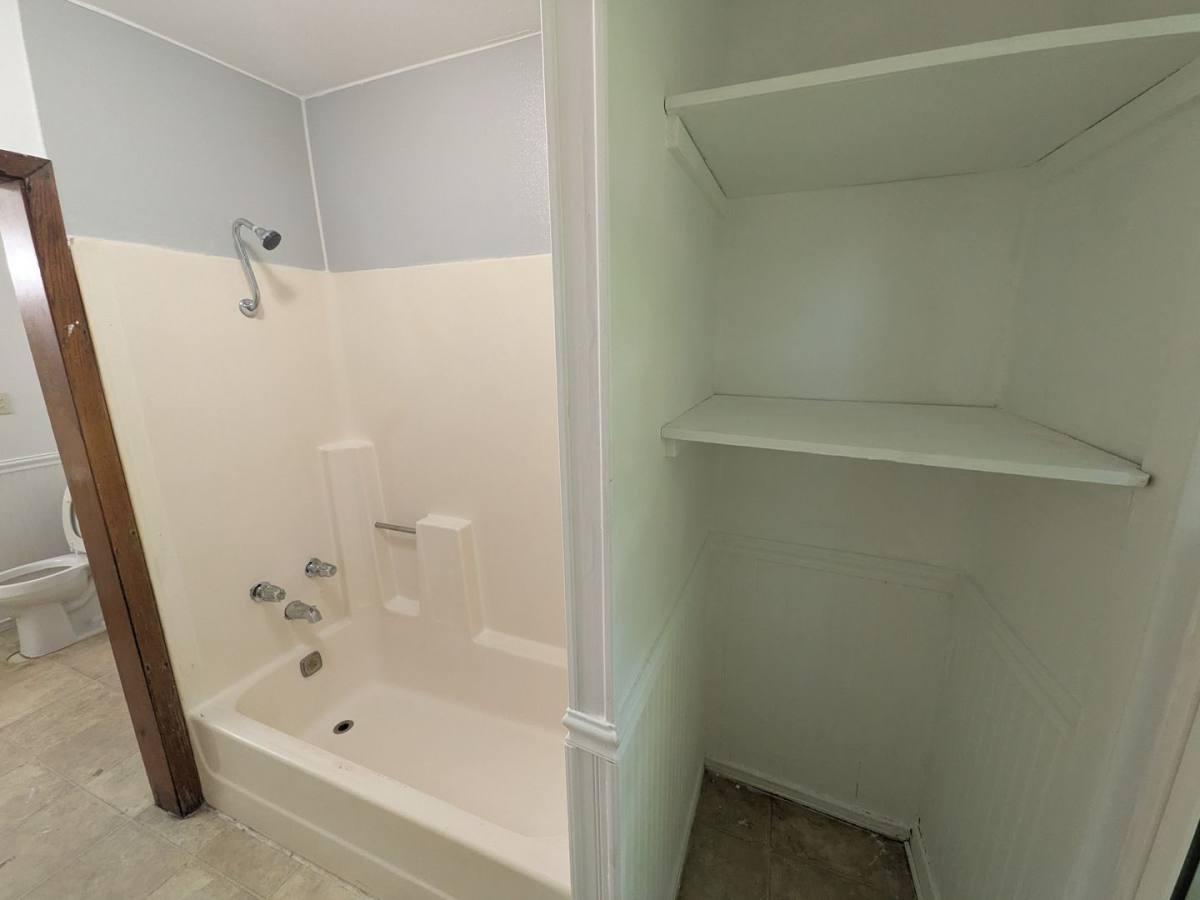 Apartment for rent at 660 5th St E, Saint Paul, MN 55106