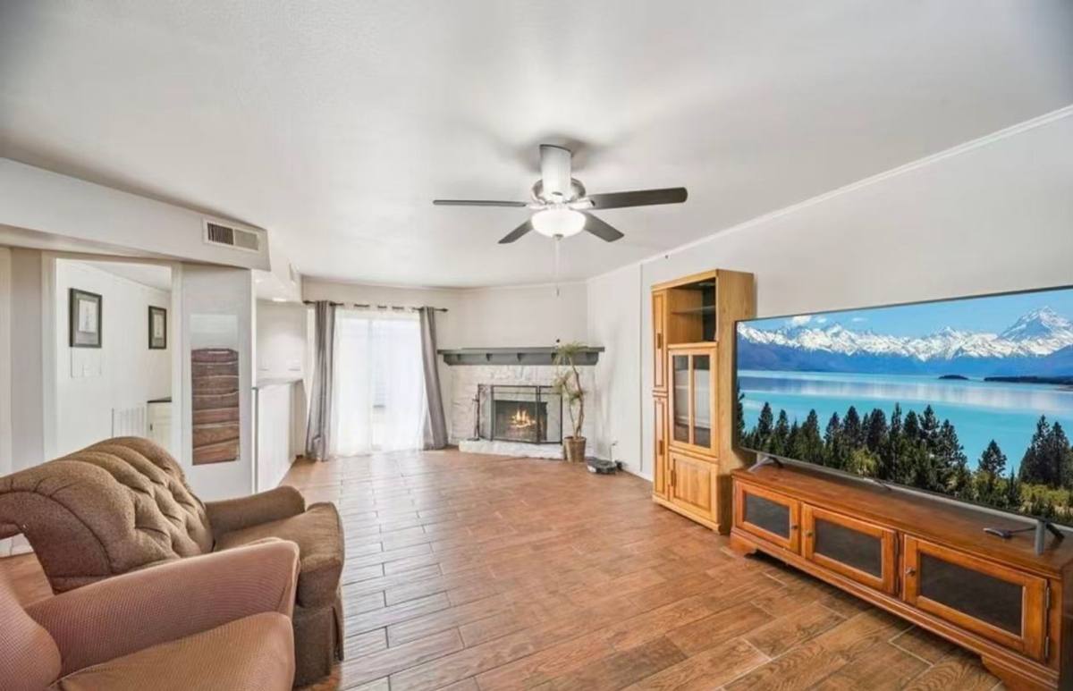 Condo for rent at 4614 E 68th St, Tulsa, OK 74136