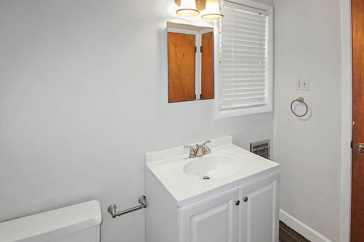 Condo for rent at 4121-2 Walker Rd, Charlotte, NC 28211