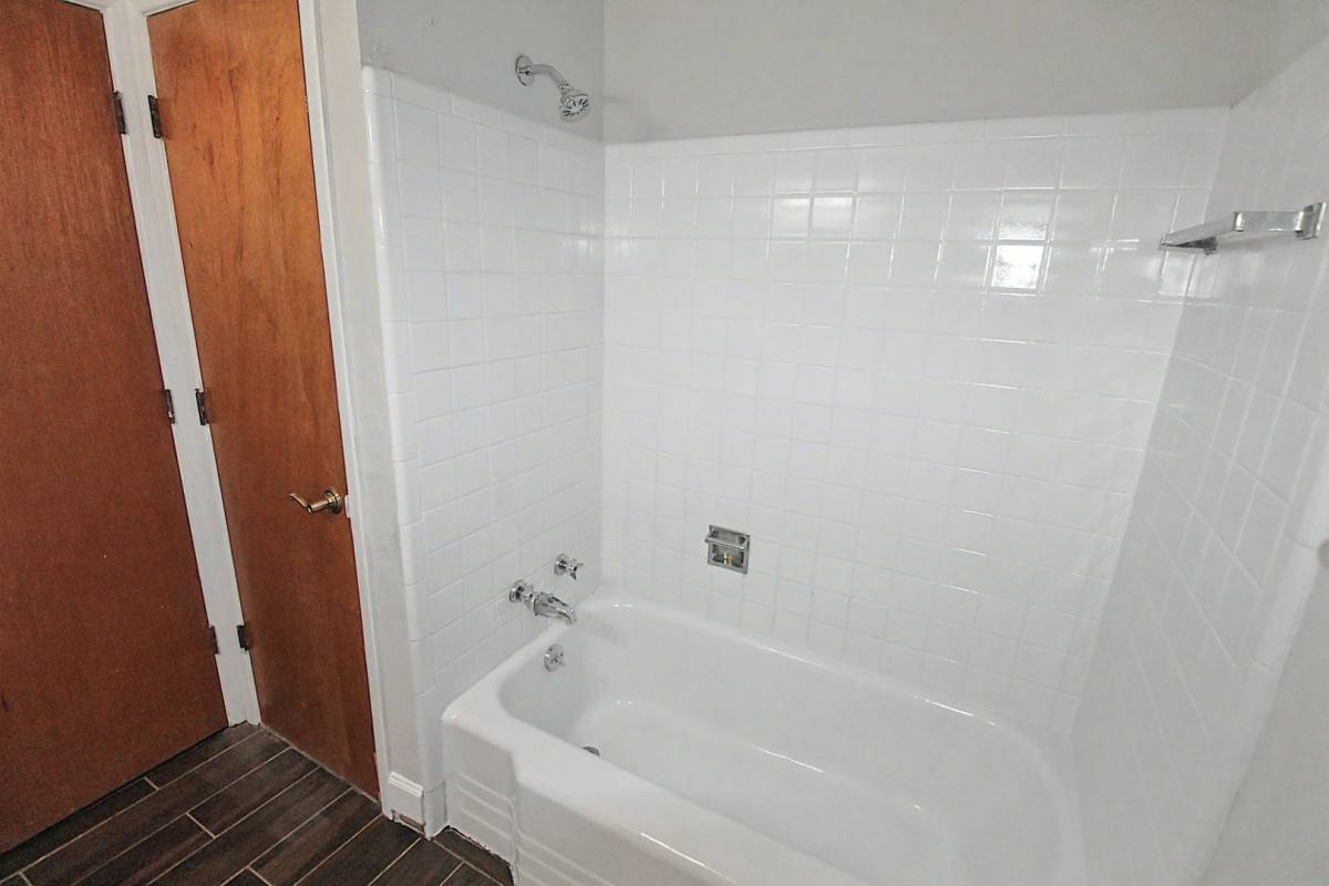 Condo for rent at 4121-2 Walker Rd, Charlotte, NC 28211