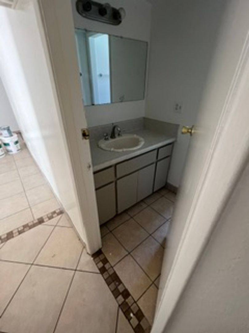 Apartment for rent at 699 W Ray Rd, Chandler, AZ 85225