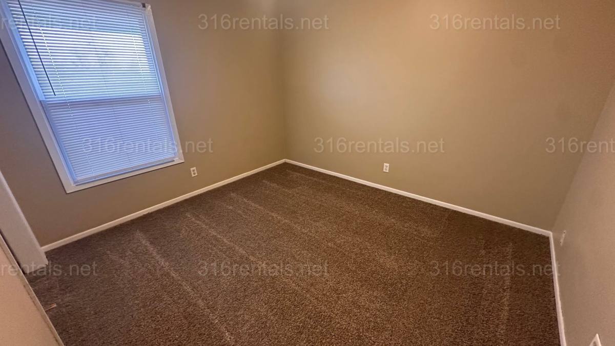 Apartment for rent at 6716 W Par Lane #4, Wichita, KS 67212