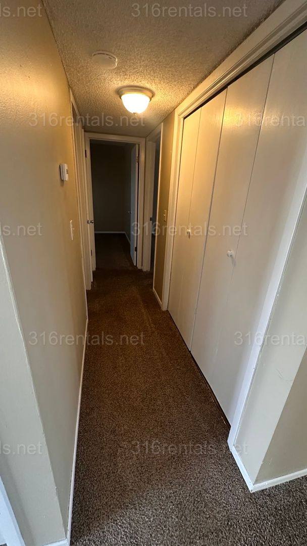 Apartment for rent at 6716 W Par Lane #4, Wichita, KS 67212