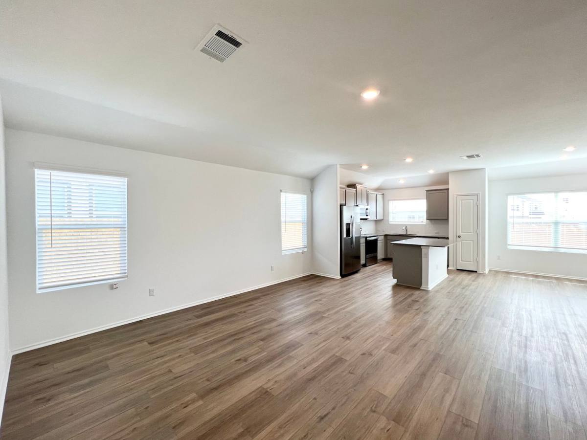 House for rent at 157 Perfect World Loop, Jarrell, TX 76537