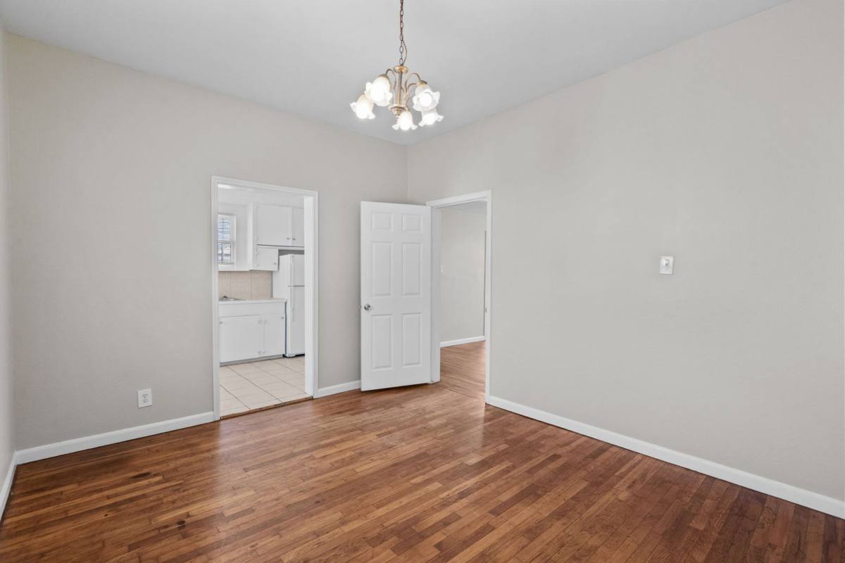 Apartment for rent at 4020 Ave O 1 #2, Galveston, TX 77550