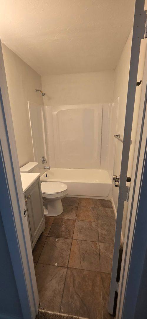House for rent at 1415 23rd Ave E, Bradenton, FL 34208