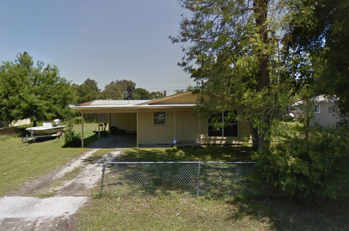 House for rent at 1415 23rd Ave E, Bradenton, FL 34208