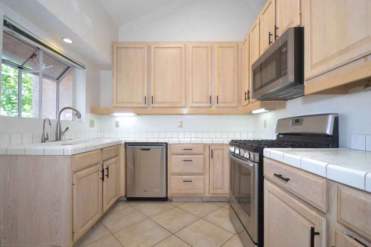 House for rent at 2911 Country Club Dr, Bullhead City, AZ 86442