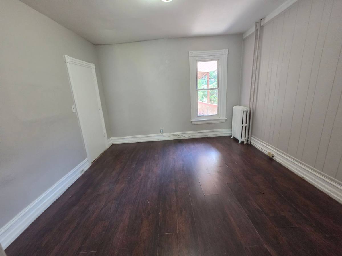 Apartment for rent at 625 N 6th St, Allentown, PA 18102