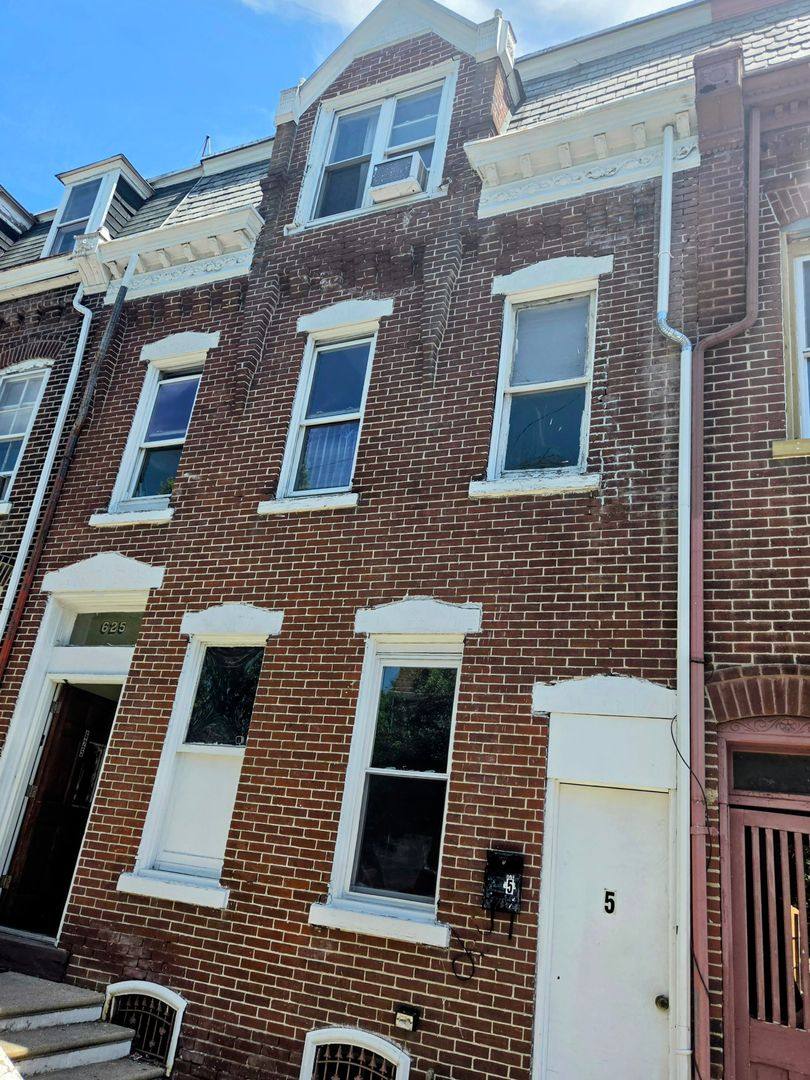 Apartment for rent at 625 N 6th St, Allentown, PA 18102