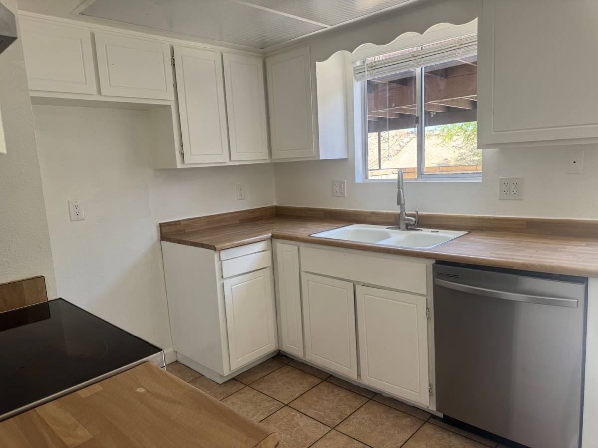 Condo for rent at 2030 Coronado Dr, Bullhead City, AZ 86442