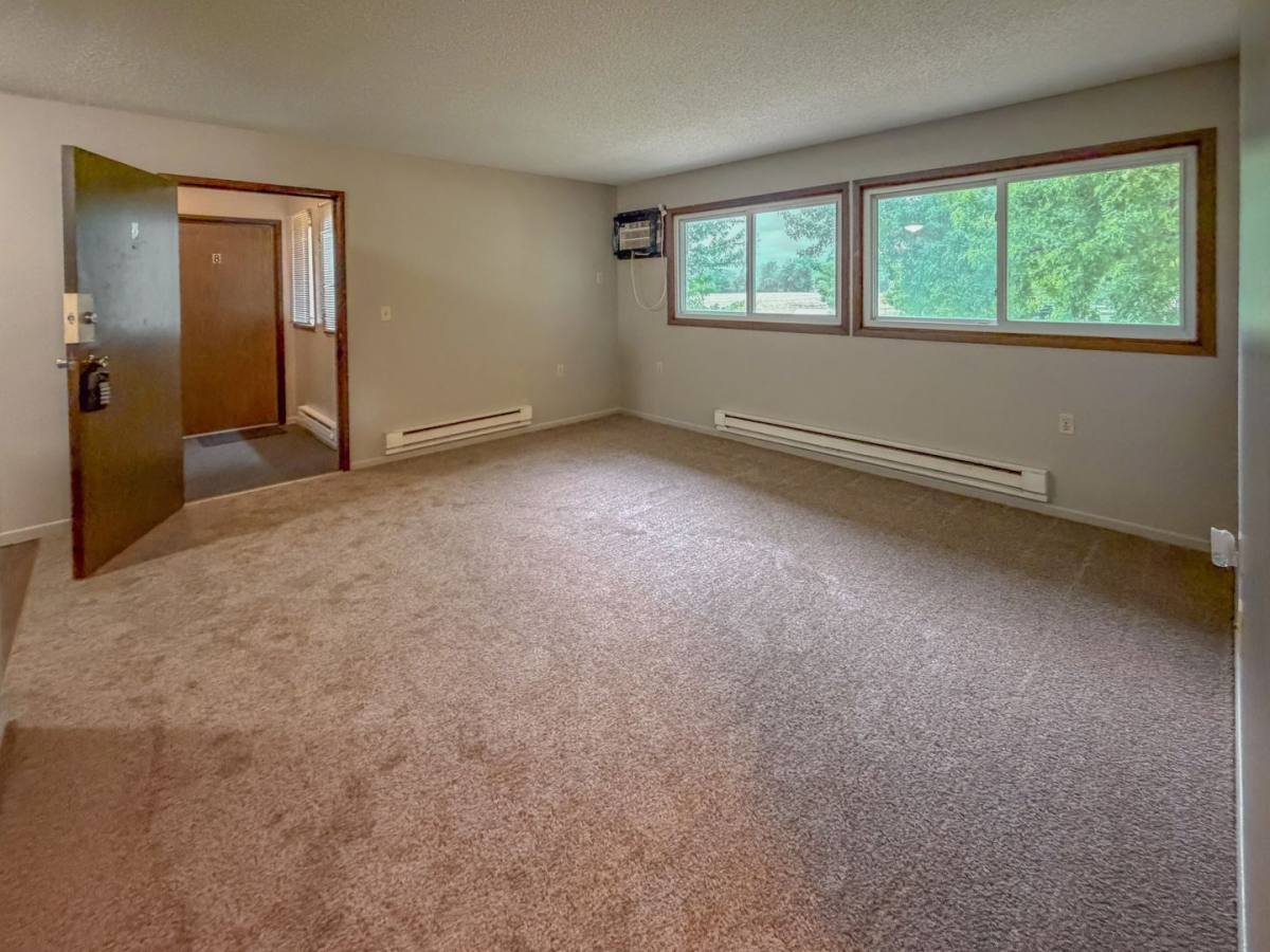 Apartment for rent at 408 E Dawn St, Le Grand, IA 50142