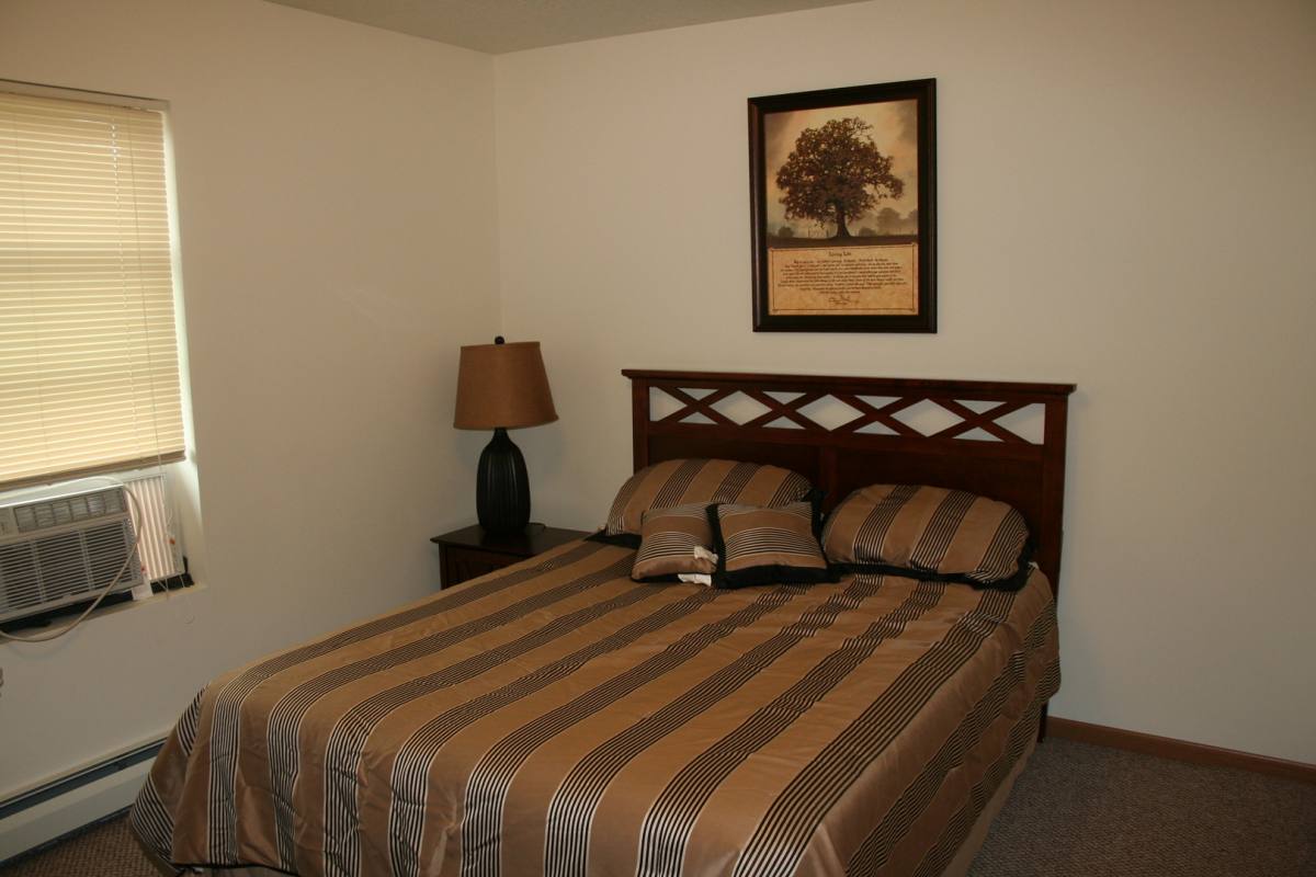 Townhouse for rent at 2802-2888 Cedarville Dr, Marquette, MI 49855