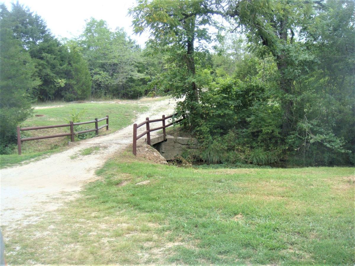 House for rent at 989 E Mount Vernon St, Nixa, MO 65714