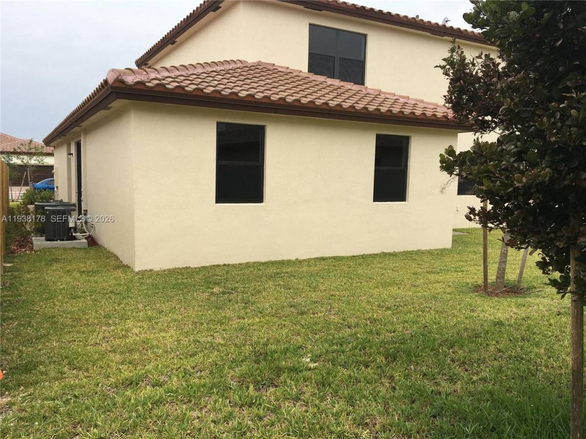 Apartment for rent at 191 SE 35th Ave, Homestead, FL 33033