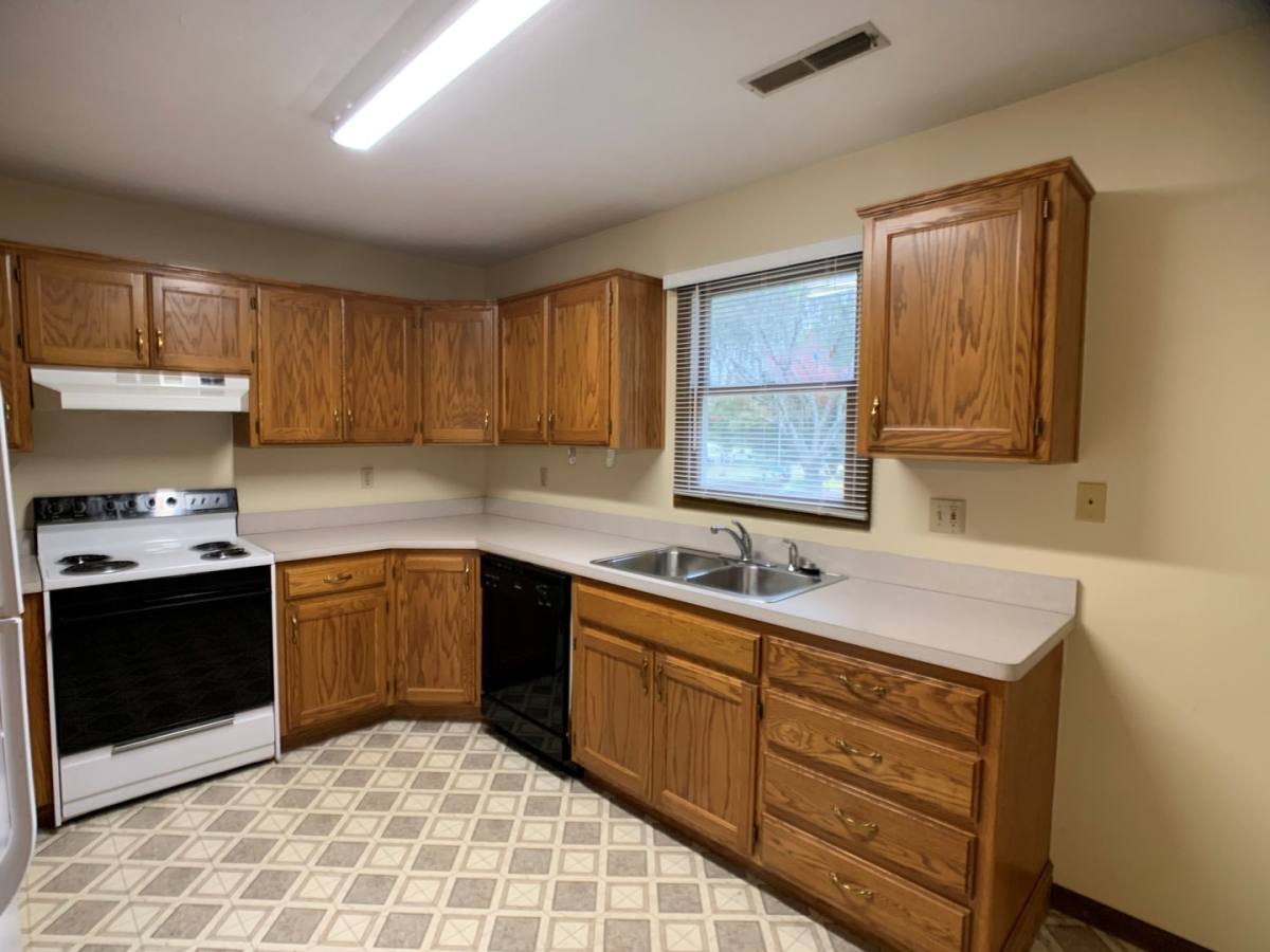 House for rent at 124 Harvey Dr, Manhattan, KS 66502