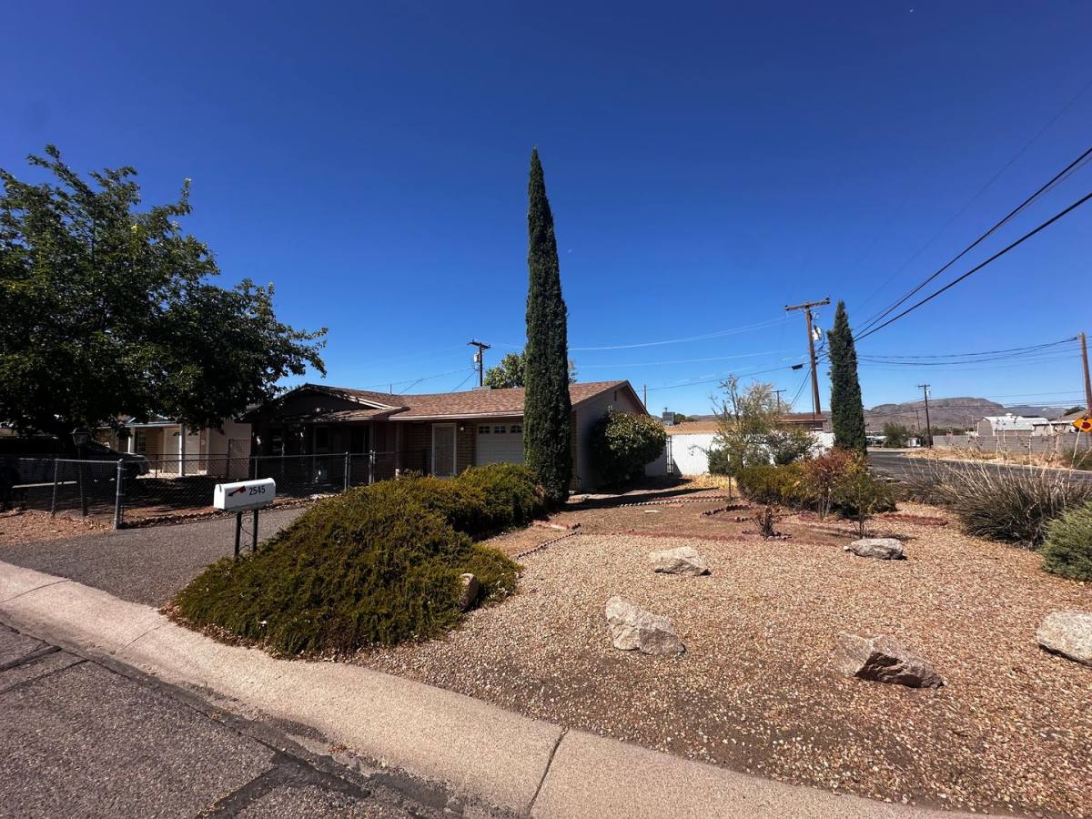 House for rent at 2545 Kemp, Kingman, AZ 86401