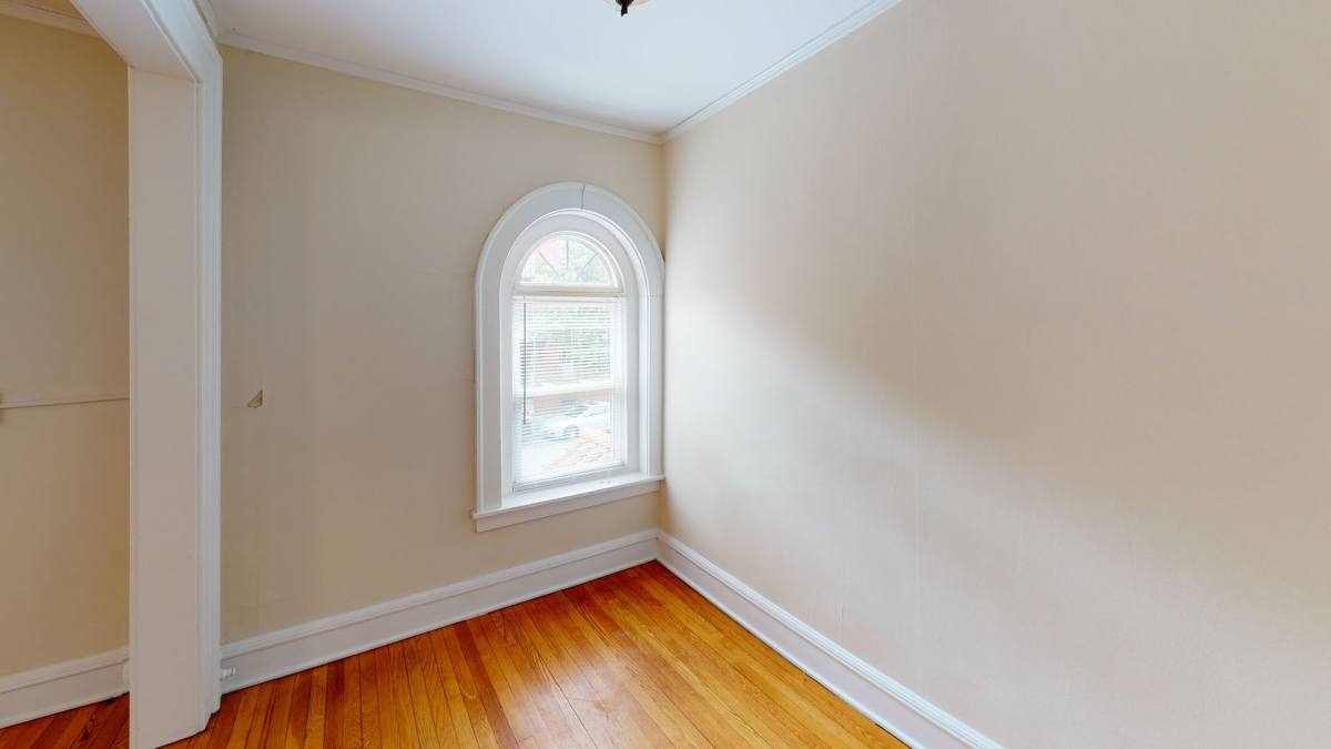 Apartment for rent at 2712 Hanover Ave, Richmond, VA 23220