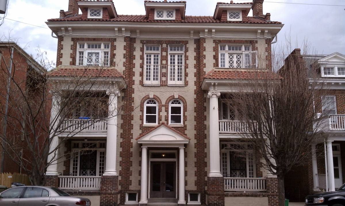 Apartment for rent at 2712 Hanover Ave, Richmond, VA 23220