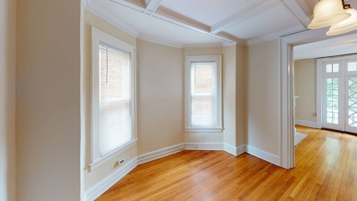 Apartment for rent at 2712 Hanover Ave, Richmond, VA 23220