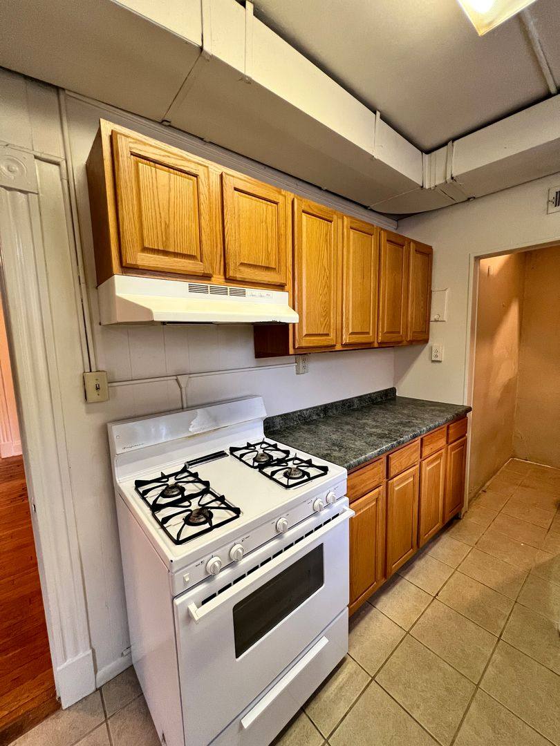 Apartment for rent at 3024 Stuart Ave, Richmond, VA 23221