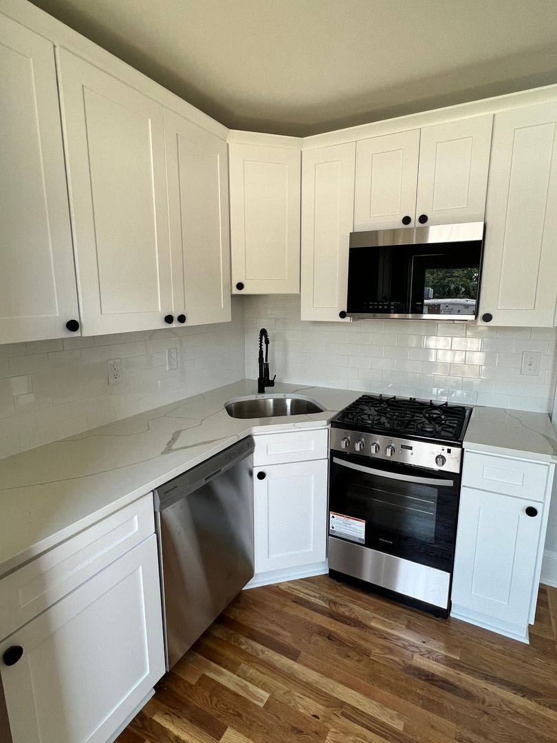 Apartment for rent at 4518 Grove Ave, Richmond, VA 23221