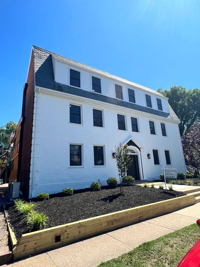 Apartment for rent at 4518 Grove Ave, Richmond, VA 23221
