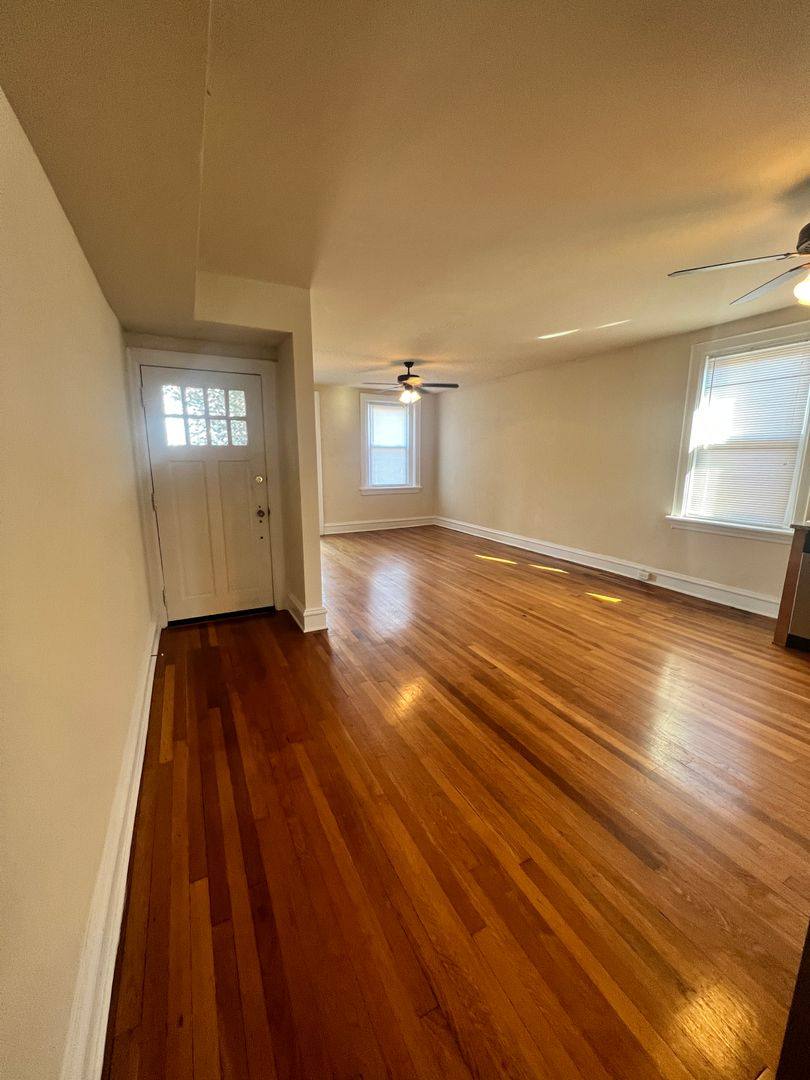 Apartment for rent at 3309 W Grace St, Richmond, VA 23221