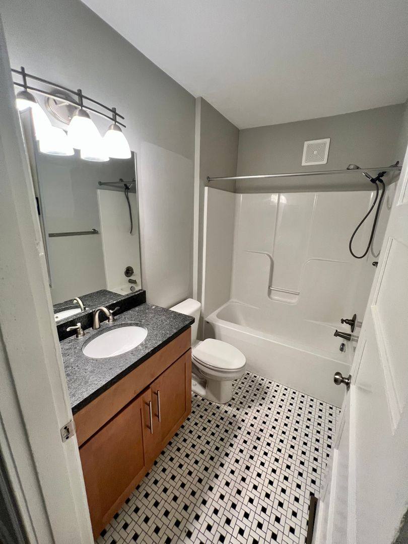 Apartment for rent at 3020 Park Ave, Richmond, VA 23221
