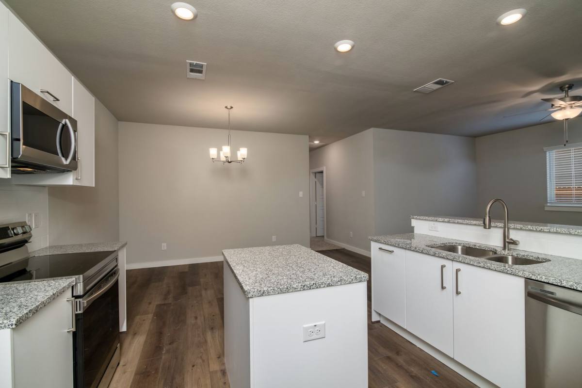 645 Fallow Dr, Venus, TX 76084 - Townhouse for Rent - Image 9