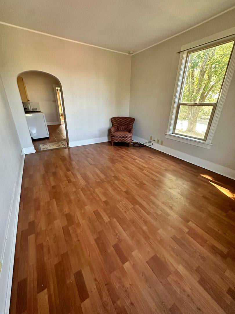 Apartment for rent at 306 W 6th Ave, Ellensburg, WA 98926