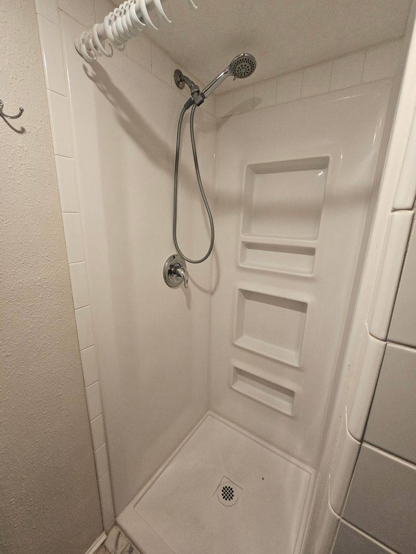 Apartment for rent at 306 W 6th Ave, Ellensburg, WA 98926