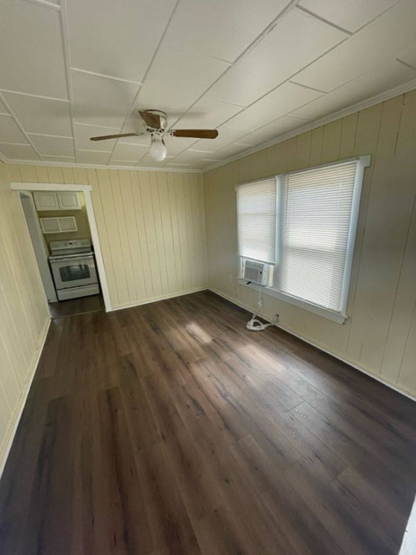 Apartment for rent at 2745 9th St E #A, Bradenton, FL 34208