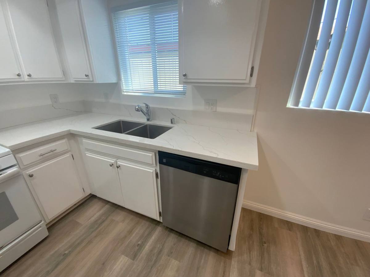 Apartment for rent at 4204 - 4206 1 2 Manhattan Beach Blvd, Lawndale, CA 90260